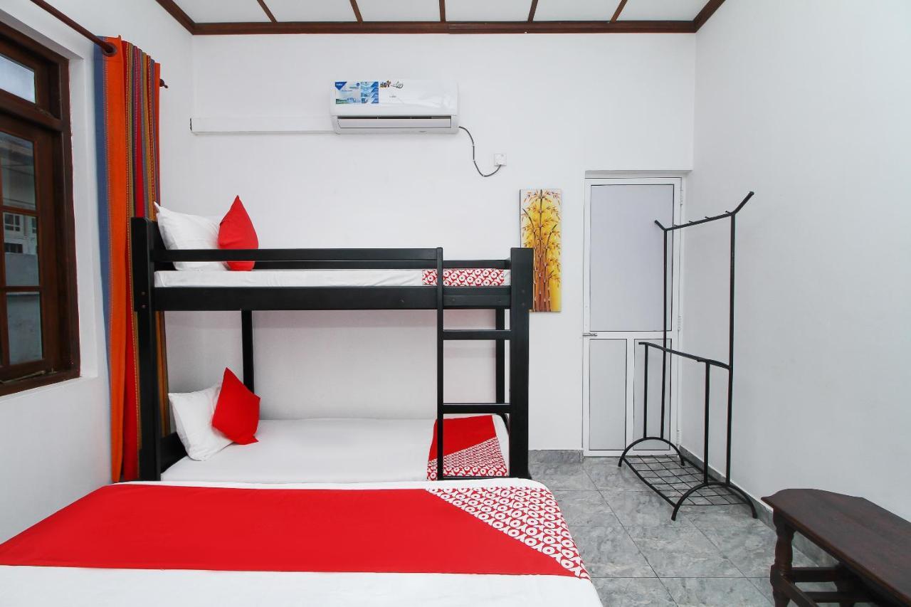 Leo's Hotel 3*